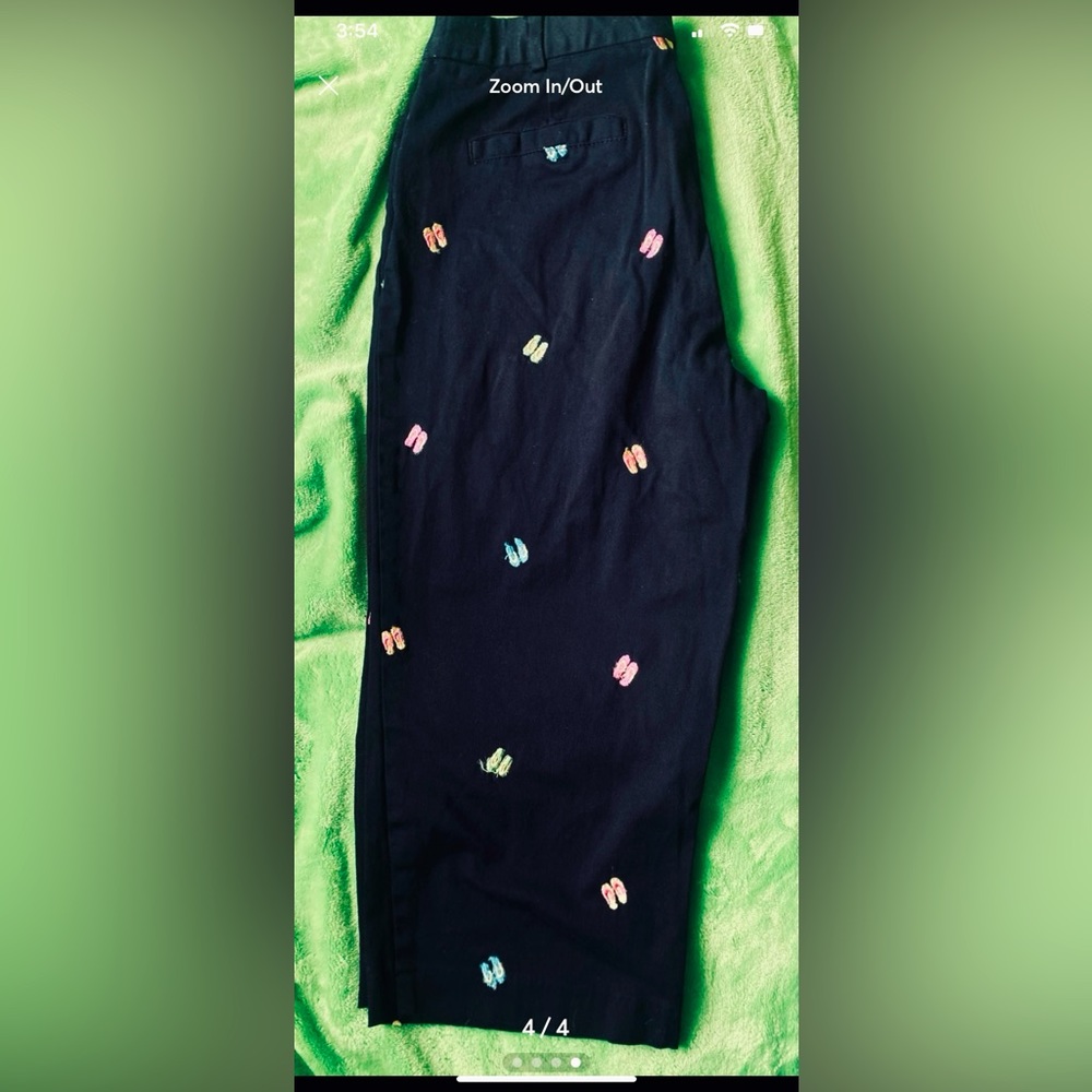 CLEARANCE Harve’ Benard Flip Flop Capris size 6 4/$10